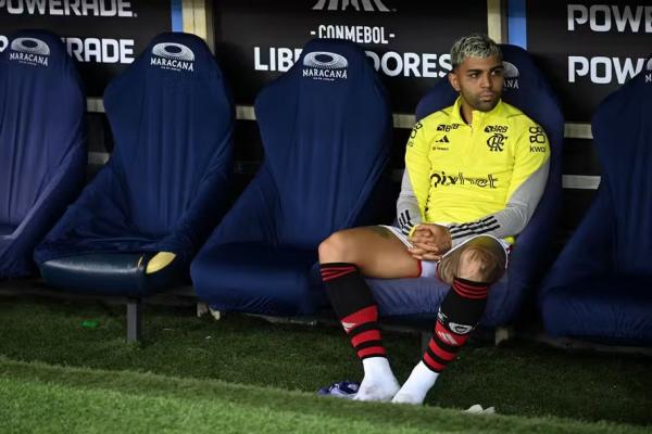 Flamengo deixa para resolver renovação de Gabigol no fim do ano.(Imagem:MAURO PIMENTEL/AFP)