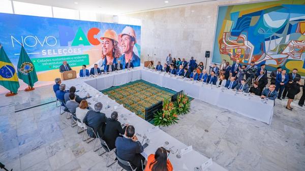 Governo anuncia R$ 41,7 bilhões do PAC Seleções para obras de drenagem e mobilidade.(Imagem:Ricardo Stuckert/PR)