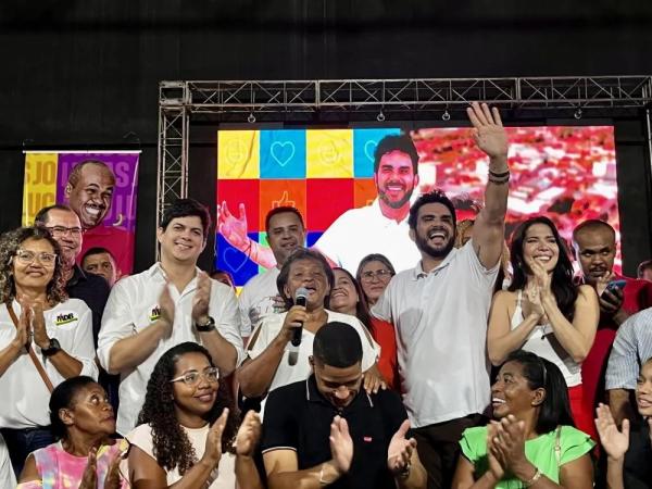 Dr. Marcus Vinícius anuncia Daguia de dona Bela como pré-candidata a vice-prefeita de Floriano.(Imagem:Divulgação)