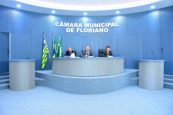 Câmara Municipal de Floriano deve votar importantes projetos até o final do ano(Imagem:CMF)