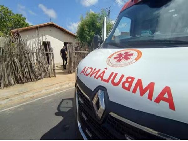 Mulher que comeu arroz envenenado volta ao hospital 20 dias após receber alta(Imagem:Luiz Gustavo Graça/TV Clube)