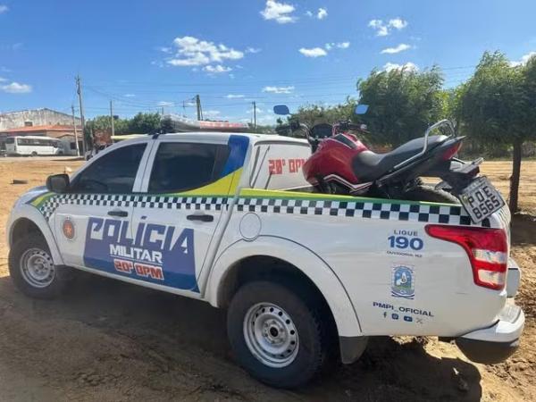 Homem foge com menina de 13 anos e é preso por subtração e estupro de incapaz, no Piauí.(Imagem:Polícia Militar)