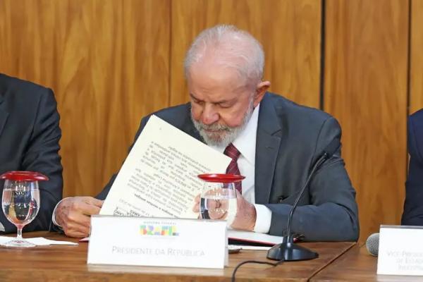 Presidente Lula pediu agilidade para colocar em prática as ações do plano.(Imagem:Valter Campanato/Agência Brasil)