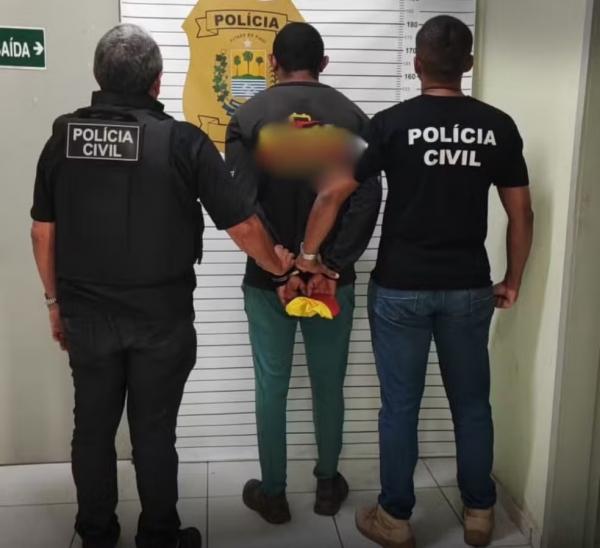 Suspeito de esfaquear ex-mulher na frente das filhas é preso três anos após o crime.(Imagem:Divulgação/PCPI)