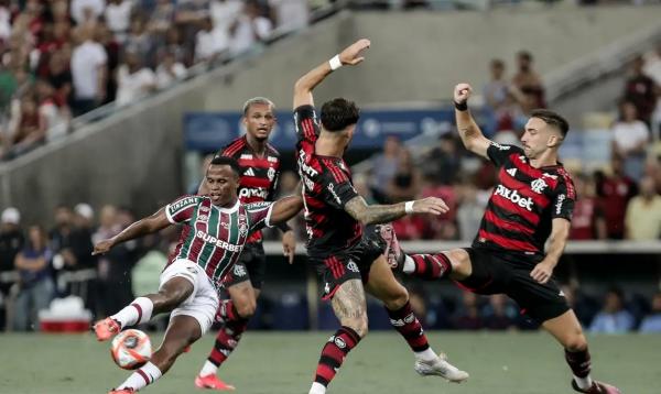 Rubro-Negro joga melhor e triunfa por 2 a 1 no Maracanã.(Imagem:LUCAS MERÇON/FLUMINENSE F.C./DIREITOS RESERVADOS)