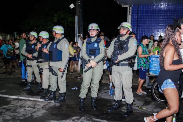 Arrastão com Tony Salles marca abertura do Carnaval 2025 em Floriano(Imagem:Secom)