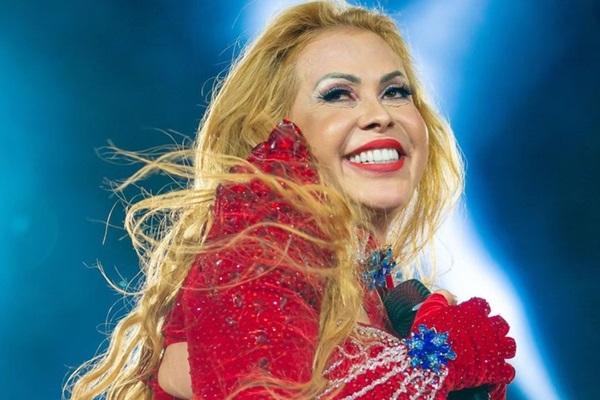 A Justiça mandou suspender o contrato de um show da cantora Joelma que estava programado para acontecer em Santa Bárbara do Tugúrio (MG)(Imagem:Reprodução/Instagram)