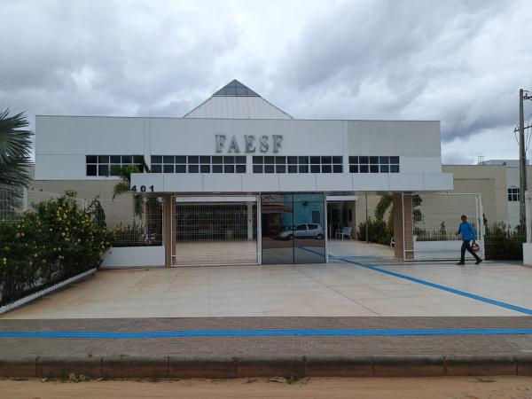 Centro Universitário FAESF ? UNIFAESF(Imagem:FlorianoNews)