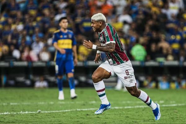 John Kennedy, atacante do Fluminense.(Imagem:LUCAS MERÇON / FLUMINENSE)