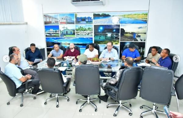  Prefeito de Floriano discute medidas para reforçar segurança no Mercado Público Central(Imagem:Reprodução/Instagram)