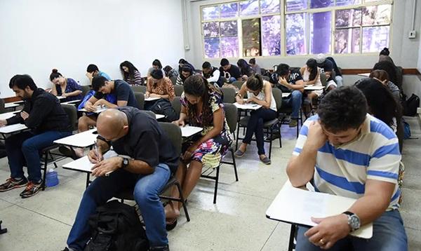 Quase 900 mil pessoas buscam certificado de ensino médio o fundamental.(Imagem:Divulgação/MEC)