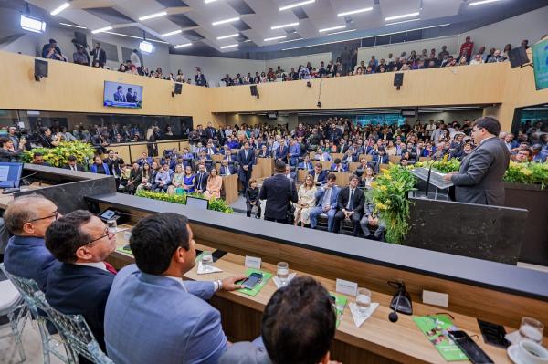 A educação foi um dos assuntos abordados pelo governador durante a leitura da mensagem anual na Assembleia Legislativa, nessa segunda (3).(Imagem:Divulgação)