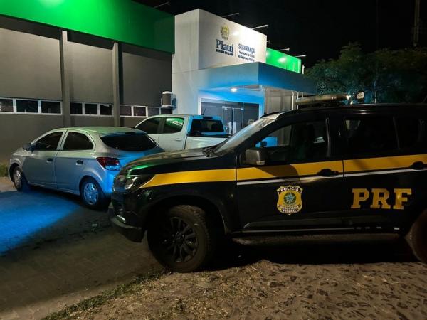 Carro roubado em Teresina é recuperado pela PRF na cidade de Brasileira (PI)(Imagem:Divulgação/PRF)