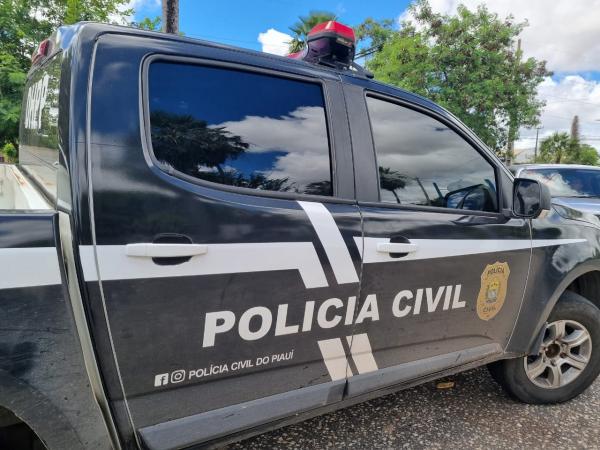 DHPP; Viatura Polícia Civil.(Imagem:Isadora Cavalcante/ClubeNews)