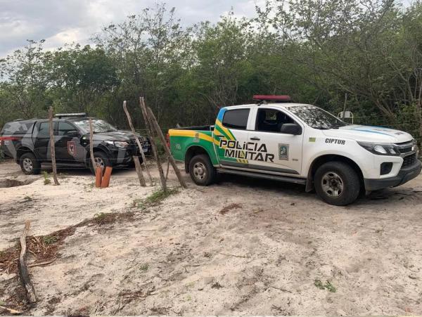 Viaturas da Polícia Militar em Barra Grande, litoral do estado.(Imagem:Divulgação/PMPI)