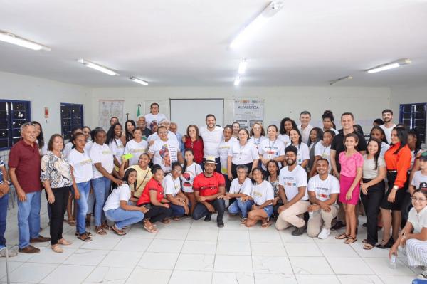 O objetivo é acompanhar as atividades de aprendizagem de jovens e adultos matriculados no programa.(Imagem:Divulgação)