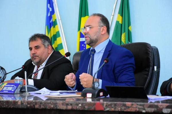 Vereadores de Floriano realizam duas sessões e encerram ciclo da primeira quinzena de junho.(Imagem:CMF)