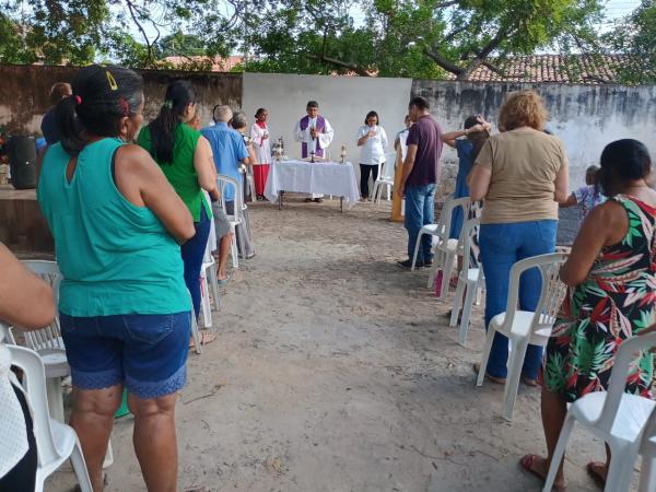  Dia de Finados em Floriano é marcado por missas e visitação aos cemitérios.(Imagem:FlorianoNews)