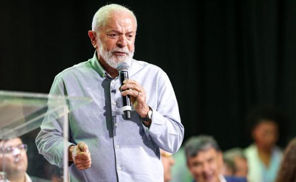 Lula diz que ajudará governo a construir Porto de Luís Correia e tornar o Rio Parnaíba navegável.(Imagem:Renato Andrade/Cidadeverde.com e Roberta Aline)