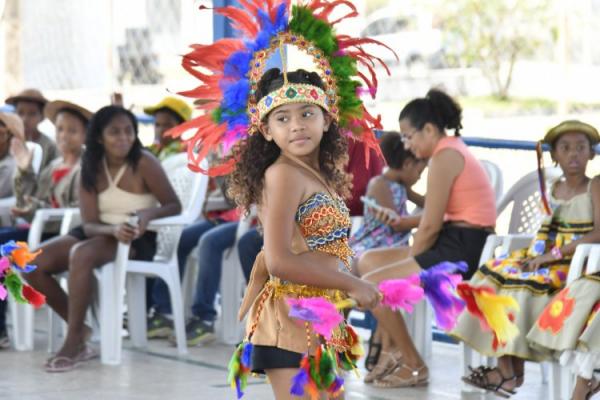 Dia do Folclore brasileiro é comemorado com apresentações culturais em Floriano.(Imagem:Secom)