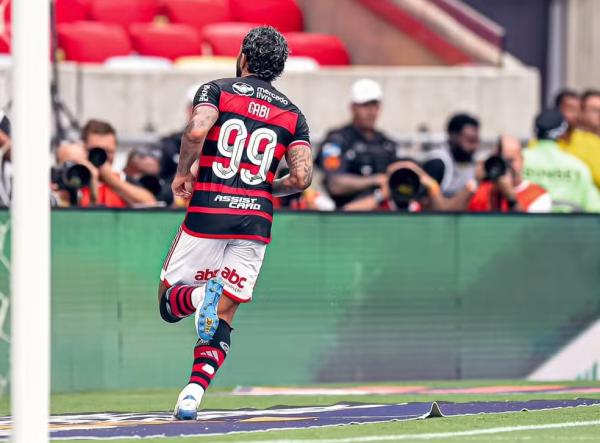 Gabigol em ação pelo Flamengo.(Imagem:Paula Reis / CRF)