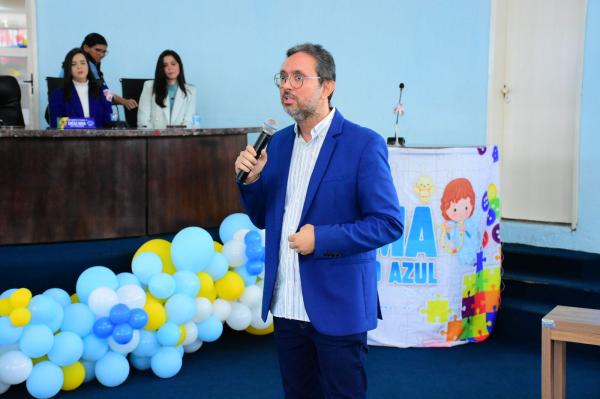 Câmara de Floriano comemora o Dia de Conscientização do Autismo com sessão solene(Imagem:CMF)