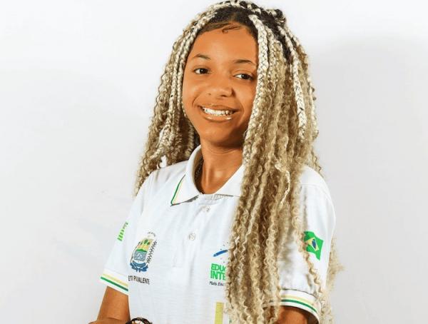 Hizyane Borges, de 17 anos, é aluna do Centro Estadual de Tempo Integral (Ceti) Polivalente e sempre se interessou por grandes estruturas.(Imagem:Divulgação)