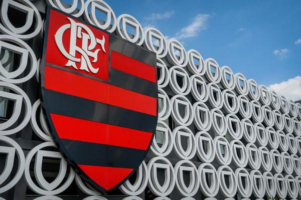 Jogador do Flamengo testa positivo para a covid-19 e não joga contra o Bahia(Imagem:Divulgação)