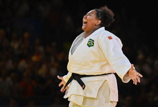 Natural de Peruíbe (SP), Beatriz Souza conquistou o primeiro ouro brasileiro nos Jogos Olímpicos de Paris.(Imagem:Reuters/Arlette Bashizi/Proibida reprodução)