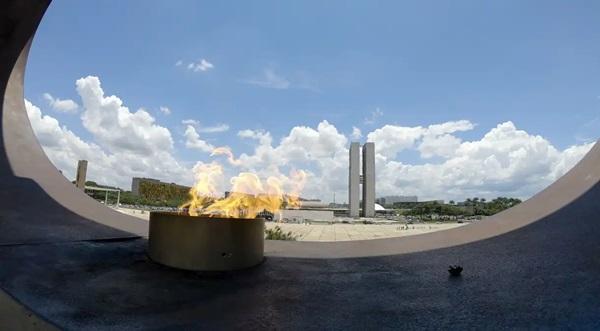 Chama foi apagada para manutenção do espaço(Imagem:Roque de Sá/Agência Senado)