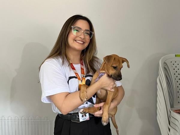 A programação foi diversificada, com atendimento veterinário, distribuição de mudas, palestras educativas e exposição de produtos e serviços.(Imagem:Divulgação)