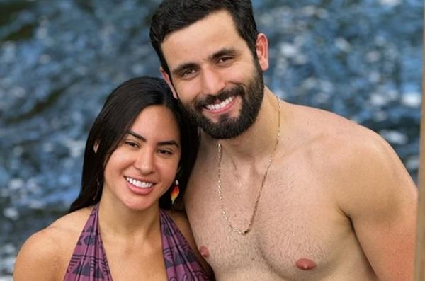 Isabelle Nogueira desabafou sobre o fim do noivado com o também ex-BBB Matteus Amaral, anunciado na última semana(Imagem:Reprodução)