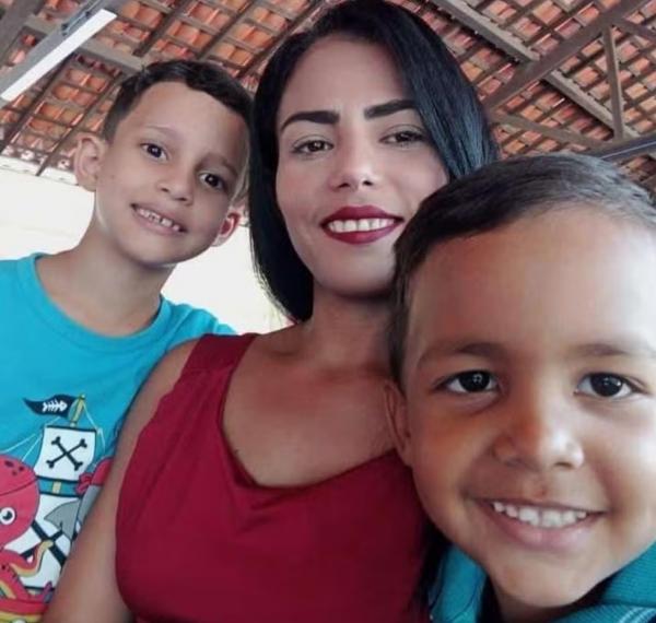 Mãe e dois filhos são encontrados mortos dentro de casa em Paquetá do Piauí.(Imagem:Reprodução)