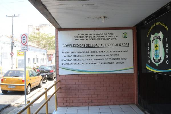 Denúncia está sendo investigada pela Delegacia Especializada da Mulher do Centro de Teresina.(Imagem:Lucas Pessoa/G1)