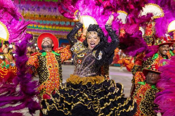 A programação conta com apresentação de quadrilhas e shows com atrações nacionais.(Imagem:Divulgação)