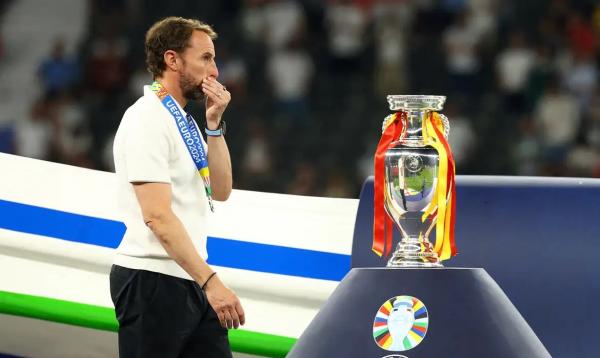 Foi o 2º fracasso seguido de Gareth Southgate na decisão do torneio.(Imagem:REUTERS/Kai Pfaffenbach/Proibida reprodução)