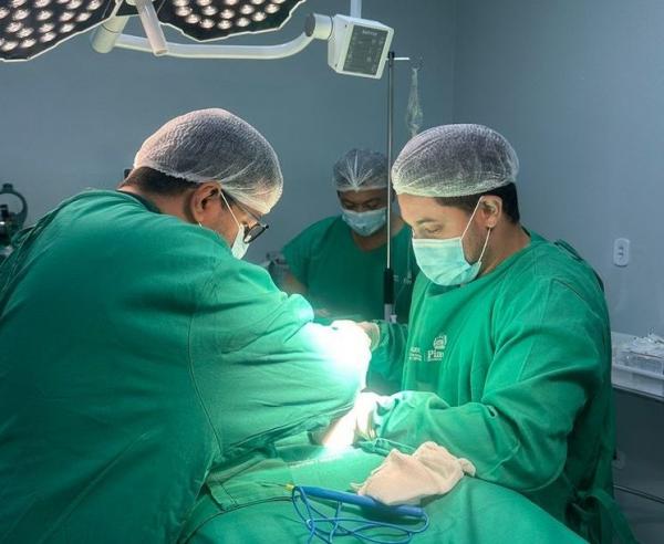 Na unidade são realizados procedimentos como hernioplastia inguinal, hernioplastia umbilical, lipoma, entre outros, como cesariana de urgência.(Imagem:Divulgação)