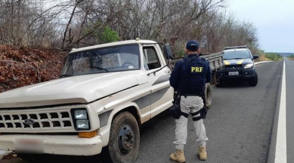 Em menos de 24 horas, PRF recupera na BR-343 veículo furtado em Floriano
