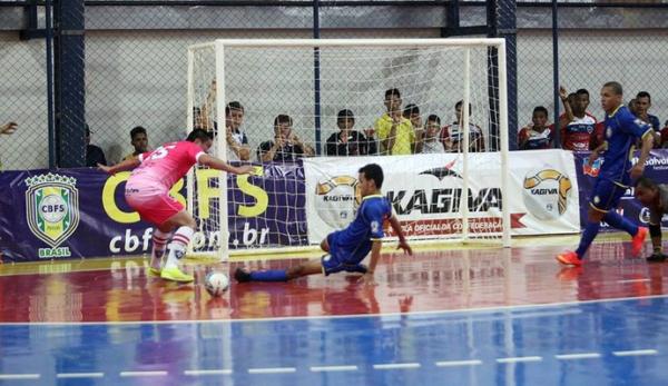 Vento em Popa, da Bahia, foi o &uacute;ltimo advers&aacute;rio. Time tinha vit&oacute;ria at&eacute; os &uacute;ltimos minutos.(Imagem:Zerosa Filho/CBFS)