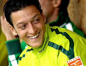 Werder Bremen pede ? 16 milhões para liberar Özil ao Real Madrid