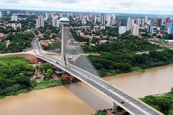 Ponte Estaiada com música, dança e arte circense na sexta
