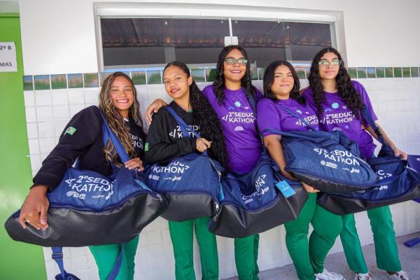 Primeiro grupo de estudantes vencedores do Seduckathon embarca sexta-feira (8) para intercâmbio
