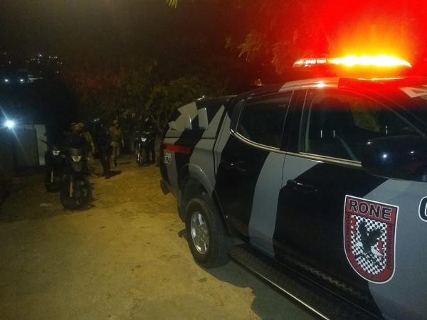 Suspeito de assalto é baleado durante perseguição policial na Zona Norte de Teresina
