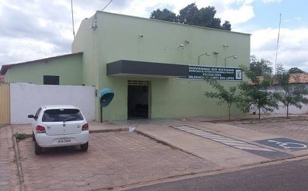 Polícia prende bando suspeito de tentar dar golpes na agência do Banco do Brasil