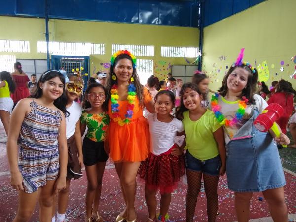Escola Pequeno Pr&iacute;ncipe realiza Baile de Carnaval.(Imagem:EPP)