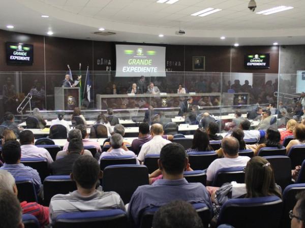 Após nova discussão, PL da Agespisa é mais uma vez retirado de pauta
