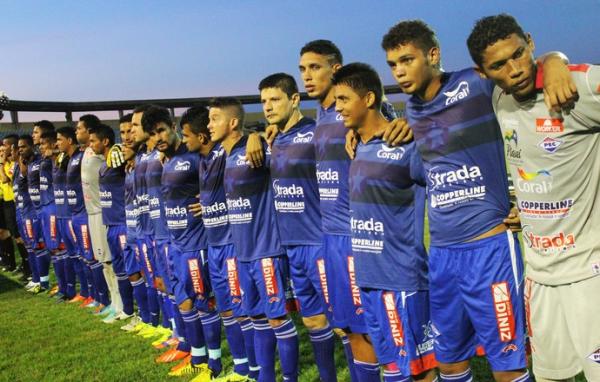 Parte do grupo vice-campe&atilde;o estadual este ano permanece no elenco do Enxuga Rato.(Imagem:Emanuele Madeira)
