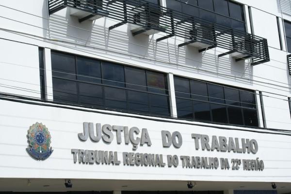 TRT identifica mais de R$ 13 milhões "esquecidos" em contas judiciais de processos arquivados no PI