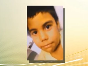 Família de Eduardo deixa Teresina e segue para interior onde será enterro