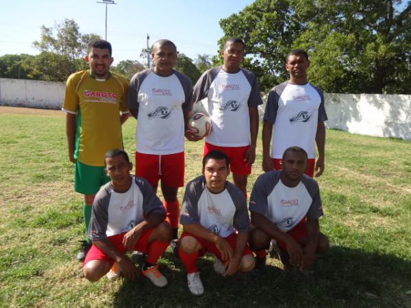 Torneio de futebol marcou o Dia do Comerci&aacute;rio em Floriano.(Imagem:FlorianoNews)